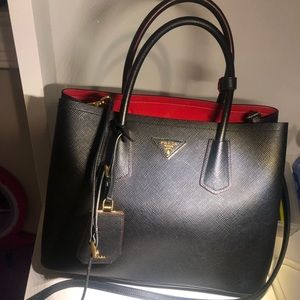 Prada saffiano cuir medium double tote